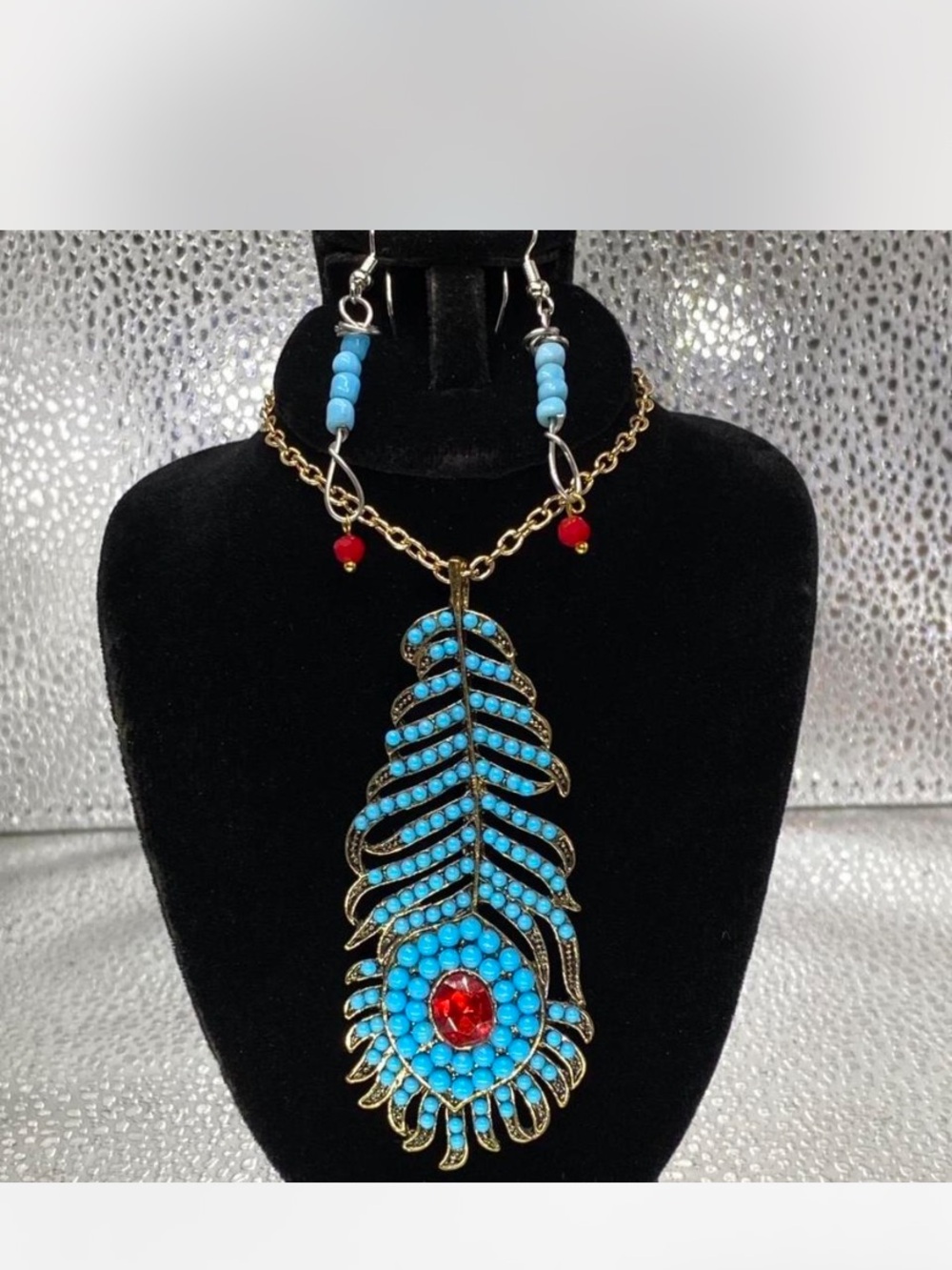 Southwestern ^^^  Turquoise & Red 3”  Feather Pendant Necklace Set  ***
